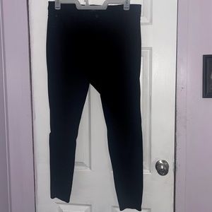 Black skinny pants